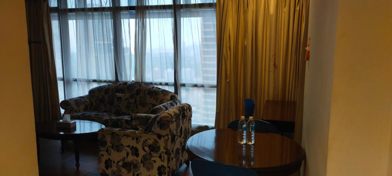 Bbs Suites At Times Square Kl 4*